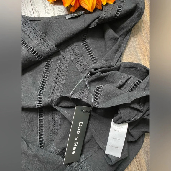 🌴3/$30🌴DOE & RAE Black Lightweight Embroidered Cotton Tank Top NWT - Picture 9 of 11